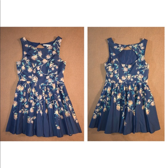LC Lauren Conrad Dresses & Skirts - Vintage Cut Floral Swing Dress LC Lauren Conrad Dresses & Skirts - Vintage Cut Floral Swing Dress